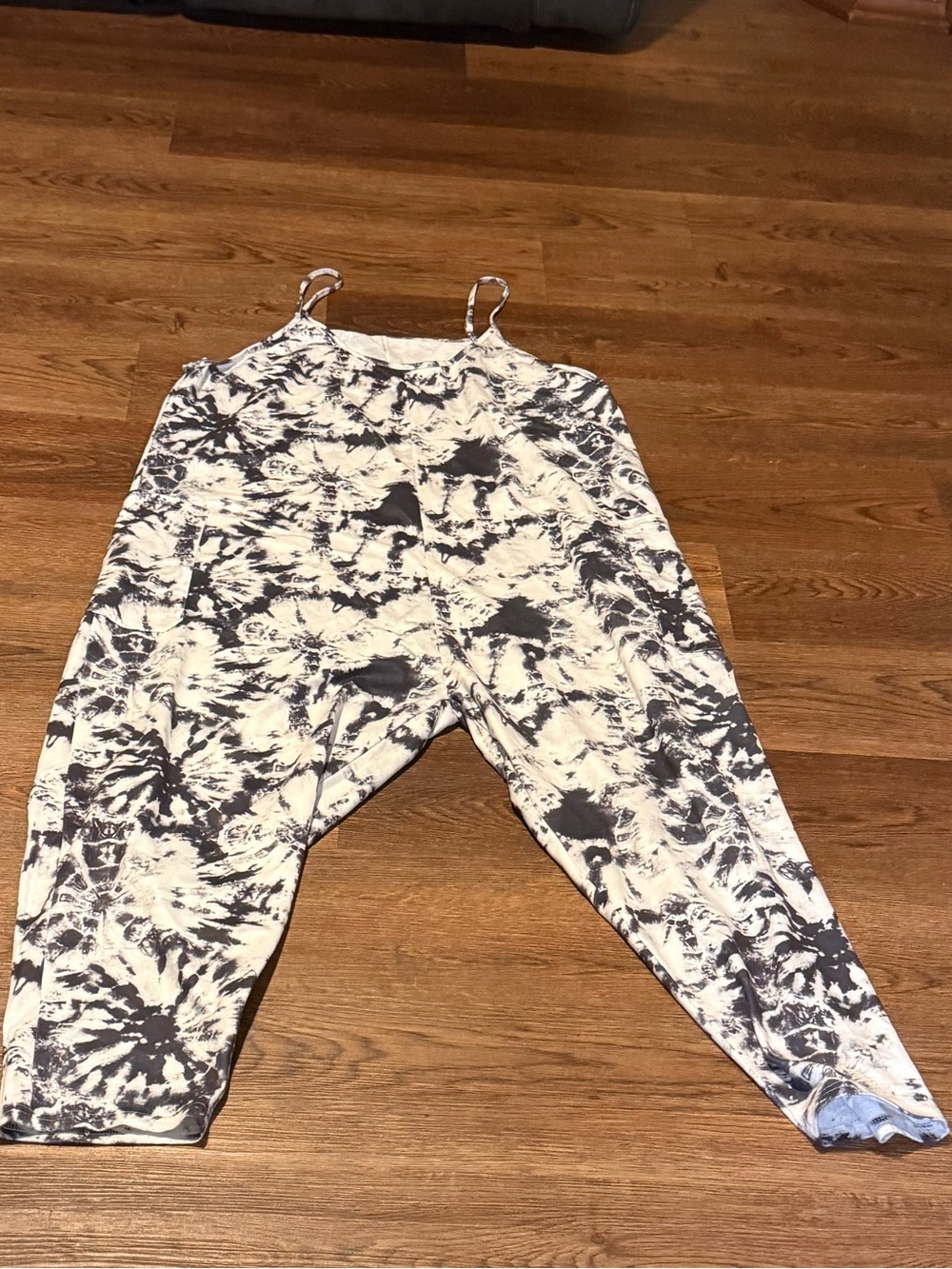 SHEIN Black & White Tie-Dye Spaghetti Strap Jumpsuit